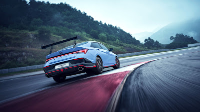 Hyundai The ELANTRA N TCR Edition