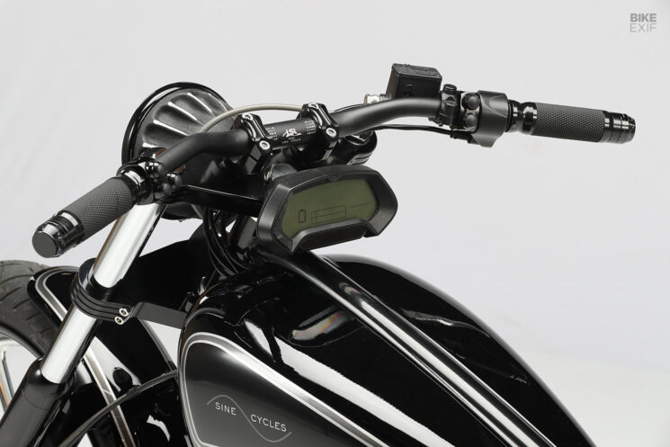 Electric chopper with Zero Motorcycles parts, by Sine Cycles