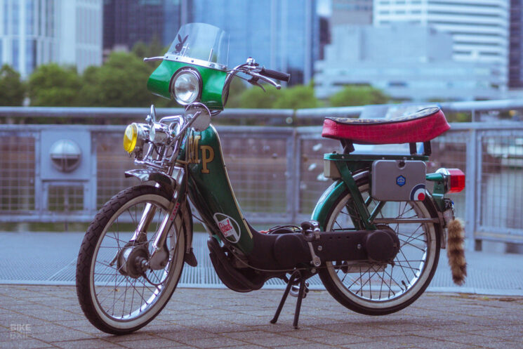 Custom Piaggio Ciao Deluxe moped