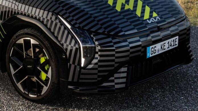 Heres-Your-First-Look-at-Kias-Sporty-EV4-GT.jpg
